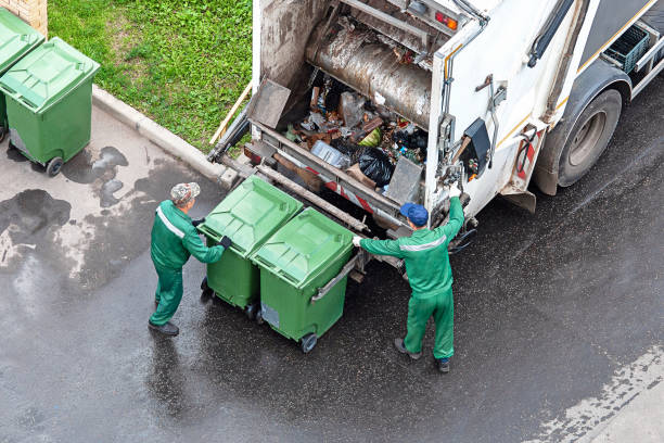 Best Yard Cleanup Services  in Farmingville, NY